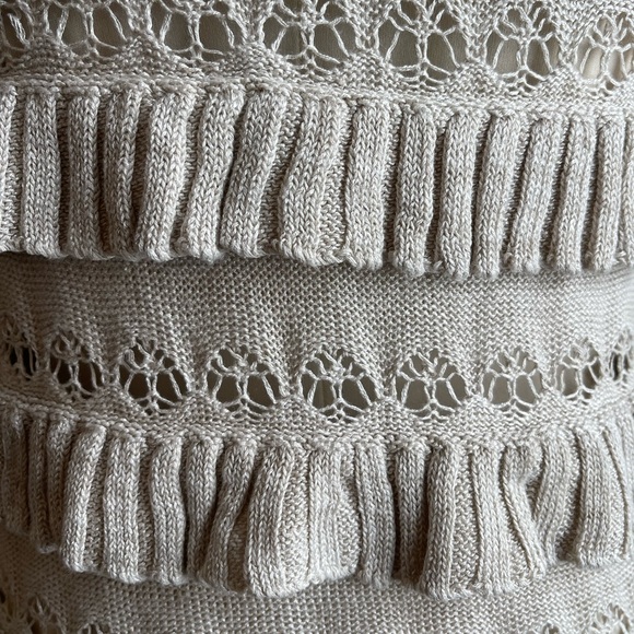 Cynthia Steffe Oatmeal Beige Sleeveless Knit Bodycon Ruffle Dress Size Small - Picture 3 of 6